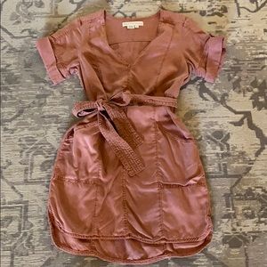 Belted shirt dress with pockets.
